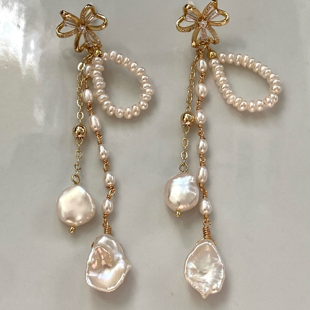 E20-Handmade High Luster Baby Pearl &Keshi Pearl Dangle Freshwater Pearl Earring - Picture 2 of 6